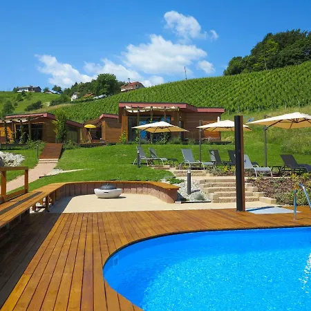 Πάρκο διακοπών Naturasort 4*
