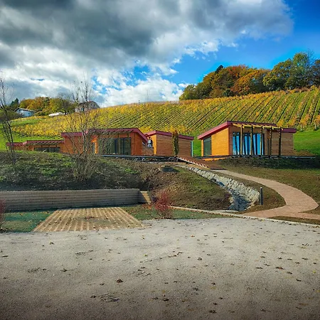 Naturasort 假日公园 4*